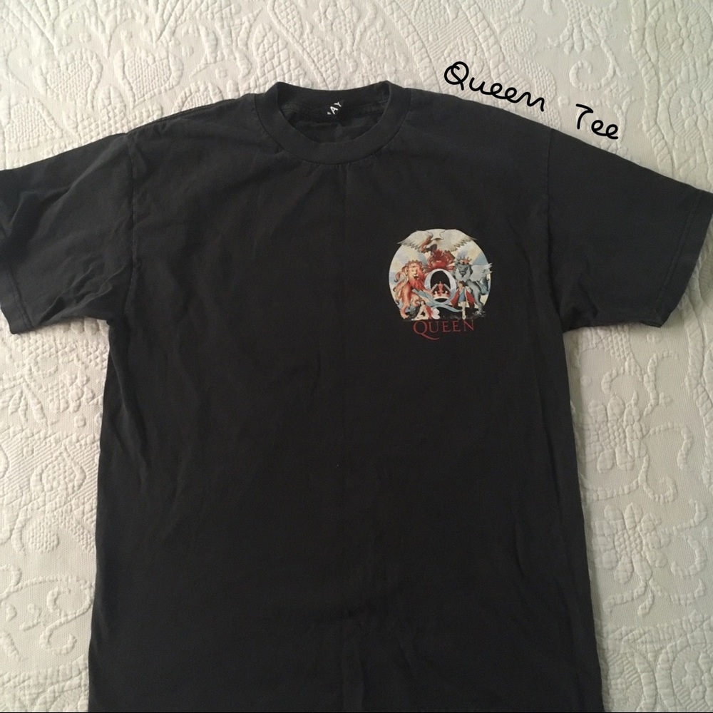 Queen 👑 Tee